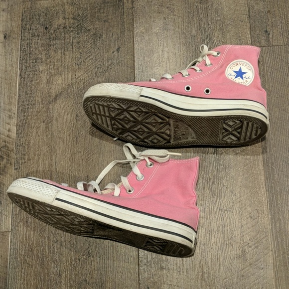 Converse Shoes - Pink Converse All-Star Hi-Tops